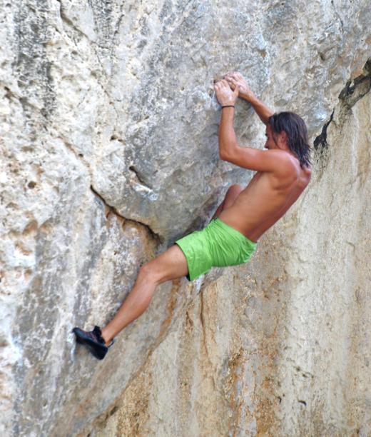 Smearers are highly flexible climbing shoes ideal for bouldering.