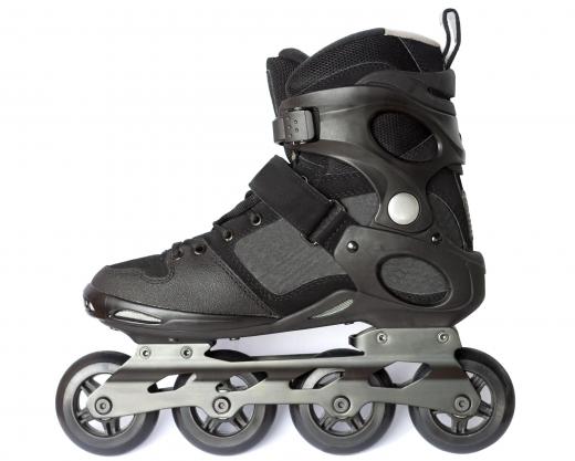 Roller blades have wheels that are positioned in a straight line at the center of the foot.